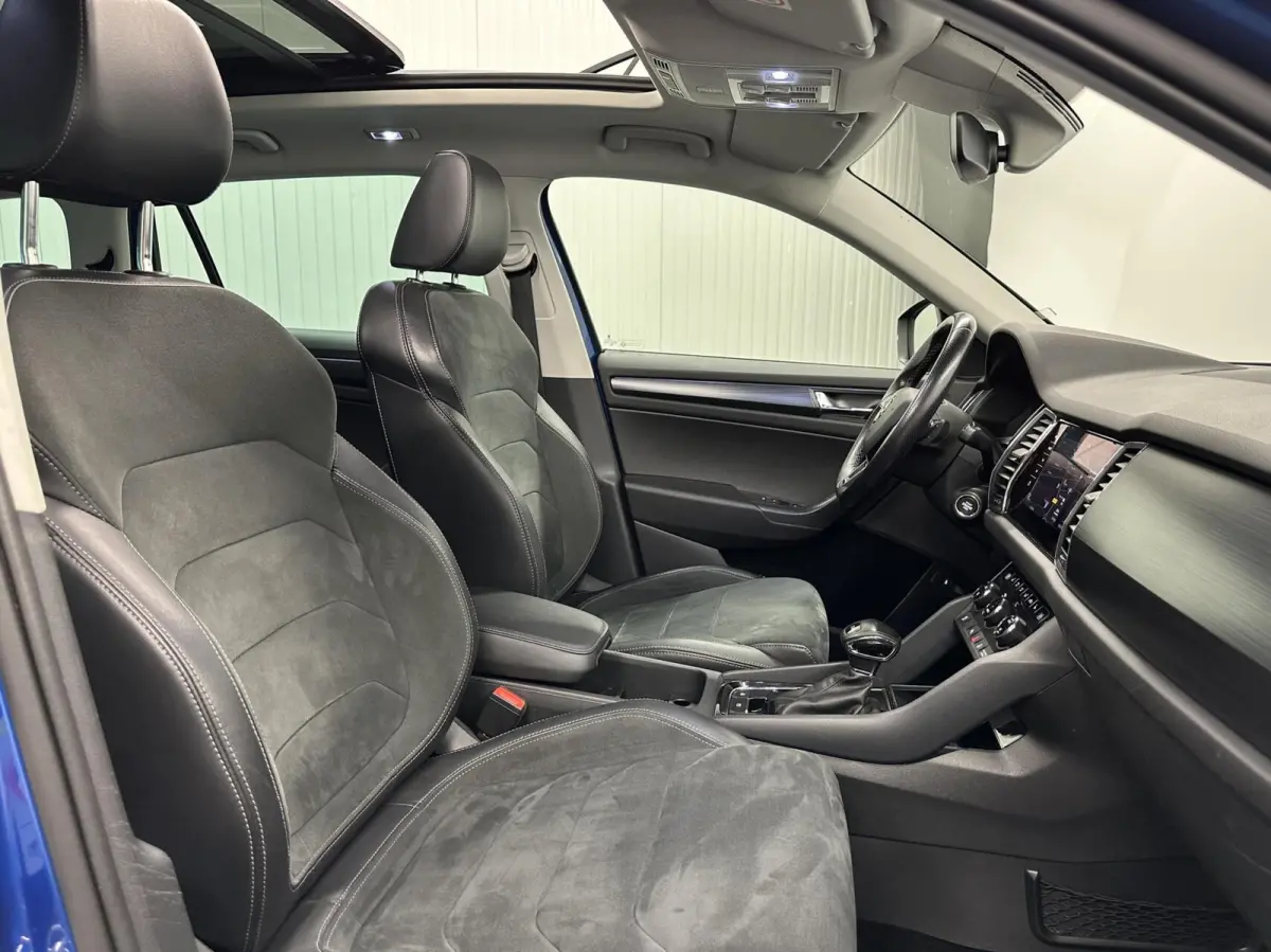 1.5 TSI Business Edition PANO TREKHAAK CAMERA CARPLAY ECC CRUISE.