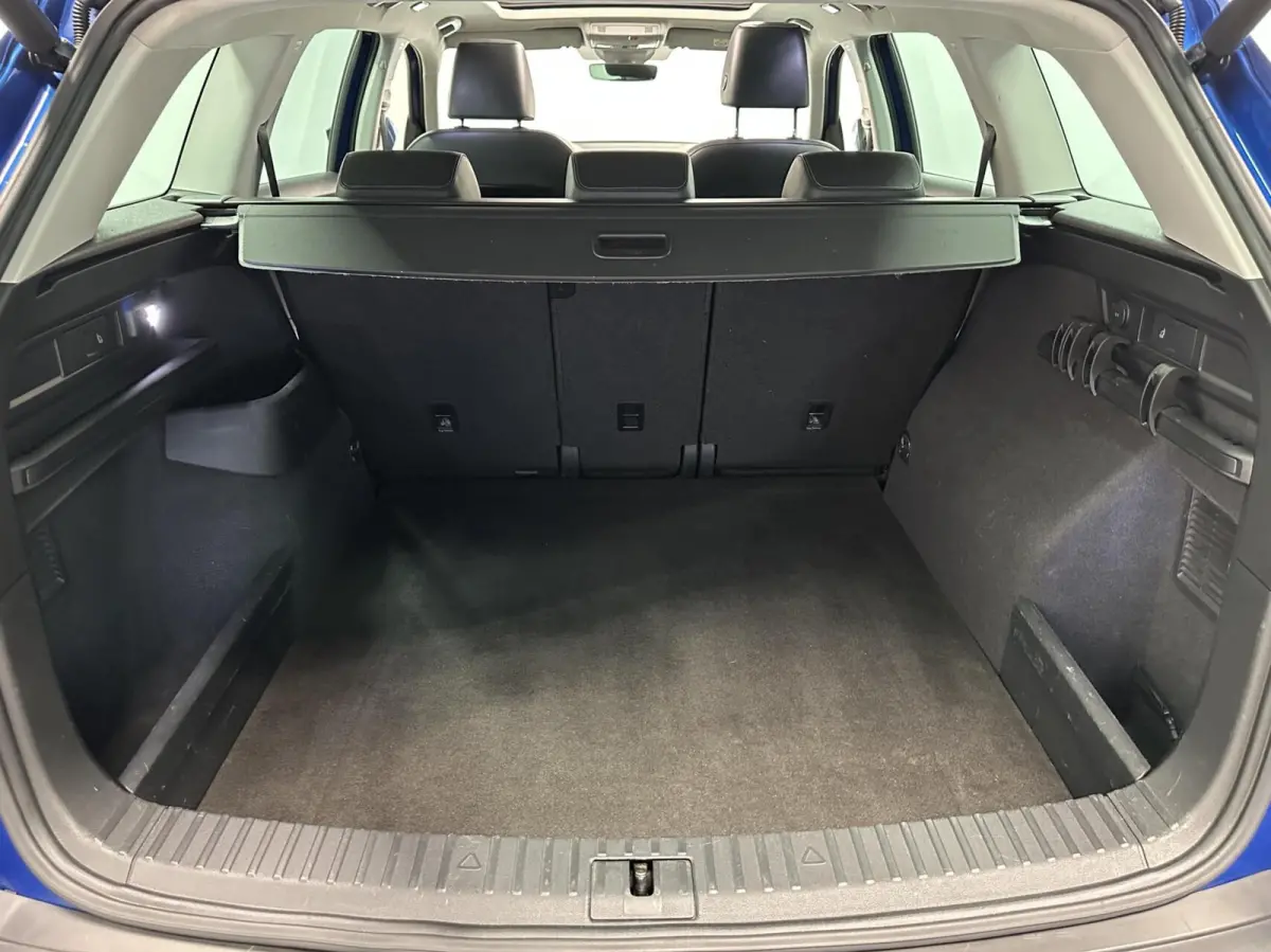 1.5 TSI Business Edition PANO TREKHAAK CAMERA CARPLAY ECC CRUISE.