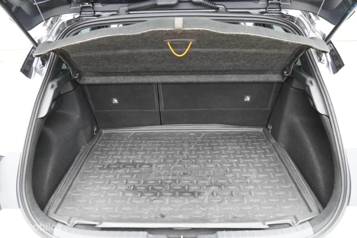 2.0 Hybrid GR-Sport Plus 2020 Krijtgrijs Pano
