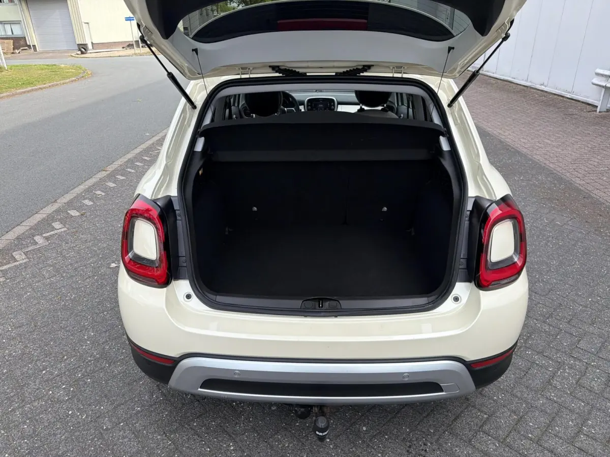 Cross 1.3 GSE Cross - NAVI/CARPLAY/LEER/LED/NAP