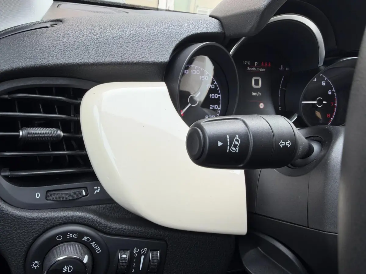 Cross 1.3 GSE Cross - NAVI/CARPLAY/LEER/LED/NAP
