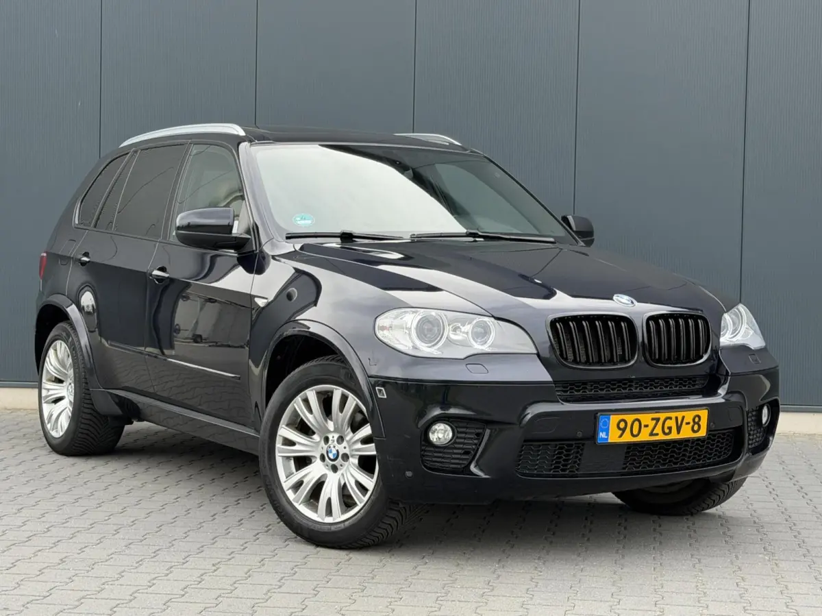 xDrive35i M-Pakket 7-Persoons - Leder - Navi - Pano - Leder Dash - Massage