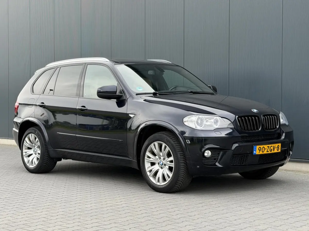 xDrive35i M-Pakket 7-Persoons - Leder - Navi - Pano - Leder Dash - Massage