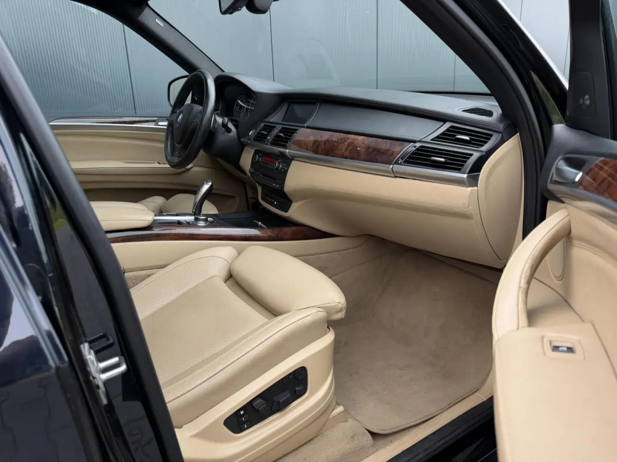 xDrive35i M-Pakket 7-Persoons - Leder - Navi - Pano - Leder Dash - Massage