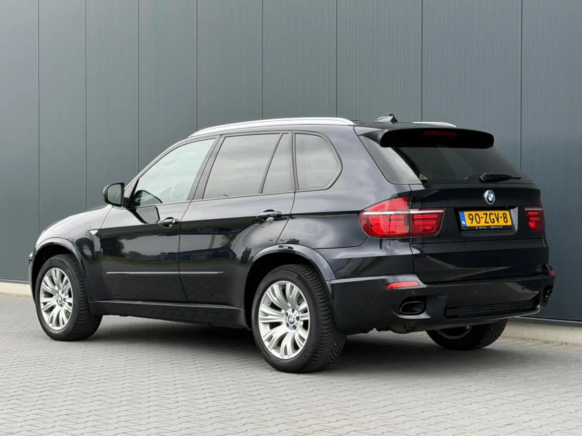 xDrive35i M-Pakket 7-Persoons - Leder - Navi - Pano - Leder Dash - Massage