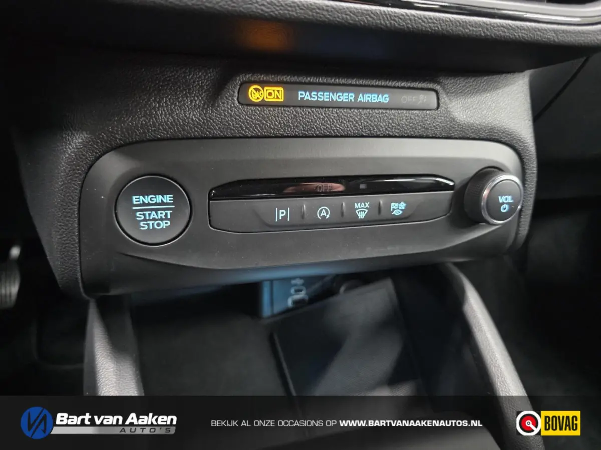 1.0 Hybrid ST Line X Keyless Camera Adaptive cruise
