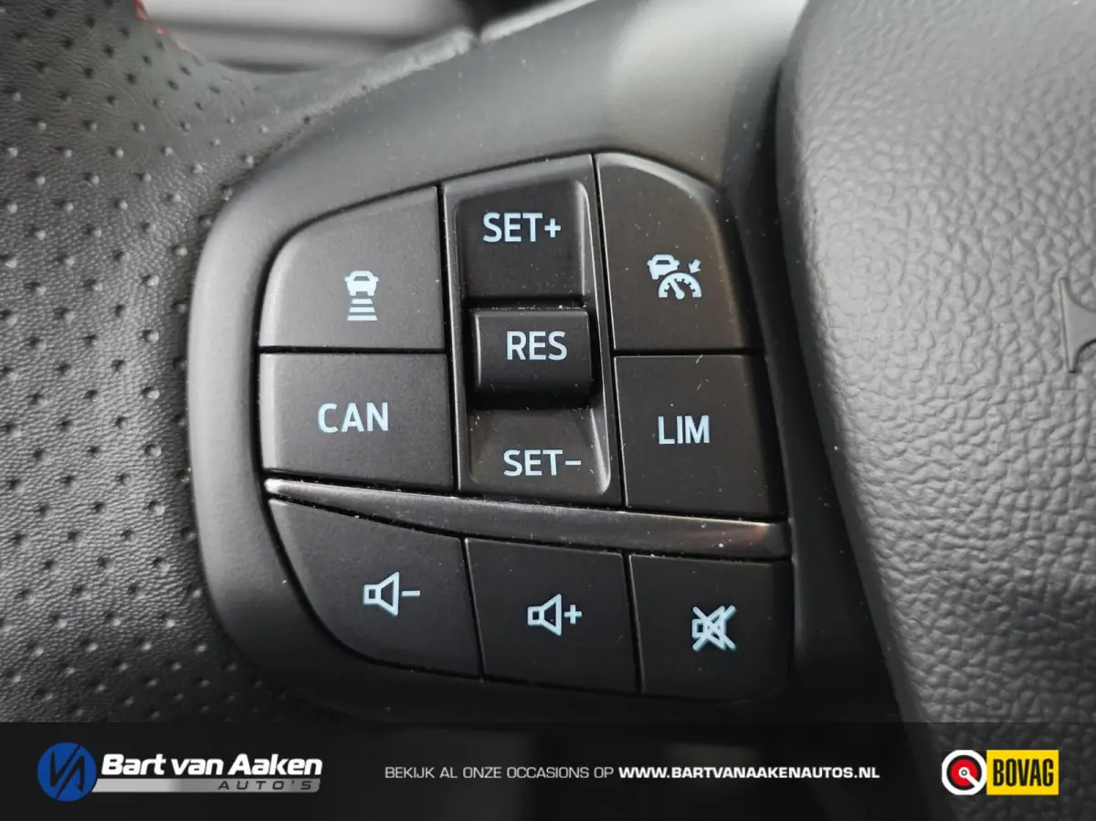 1.0 Hybrid ST Line X Keyless Camera Adaptive cruise