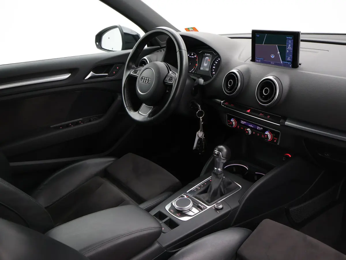 1.4 TFSI S-TRONIC AUT. + STOELVERWARMING | 18 INCH | SPORTSTOELEN | XENON | NAVIGATIE