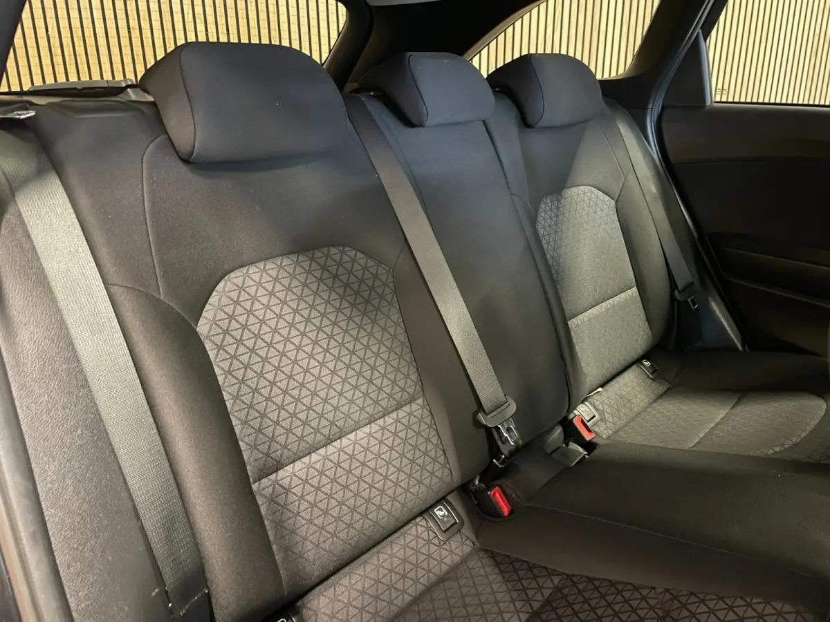1.0 T-GDi DynamicLine|APPLE CARPLAY, ANDROID AUTO|STOEL-,STUURVERW|CAMERA|CRUISE,CLIMATE|1E EIG.|INCL.BTW|