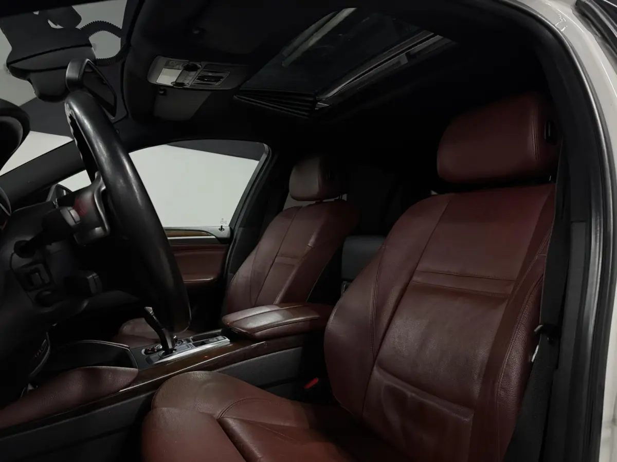 xDrive35i | Pano | Softclose | Camera | Memory | PDC