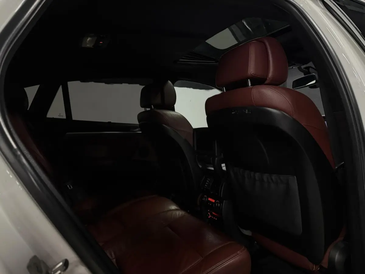 xDrive35i | Pano | Softclose | Camera | Memory | PDC