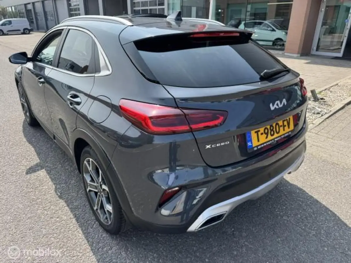 1.6 GDi PHEV DynamicPlusLine Automaat 55 km volledig elect rijden / Hybride , 18 inch velgen , Electr. kofferklep , Lane assist , Dodehoek assistent , lage km stand ,