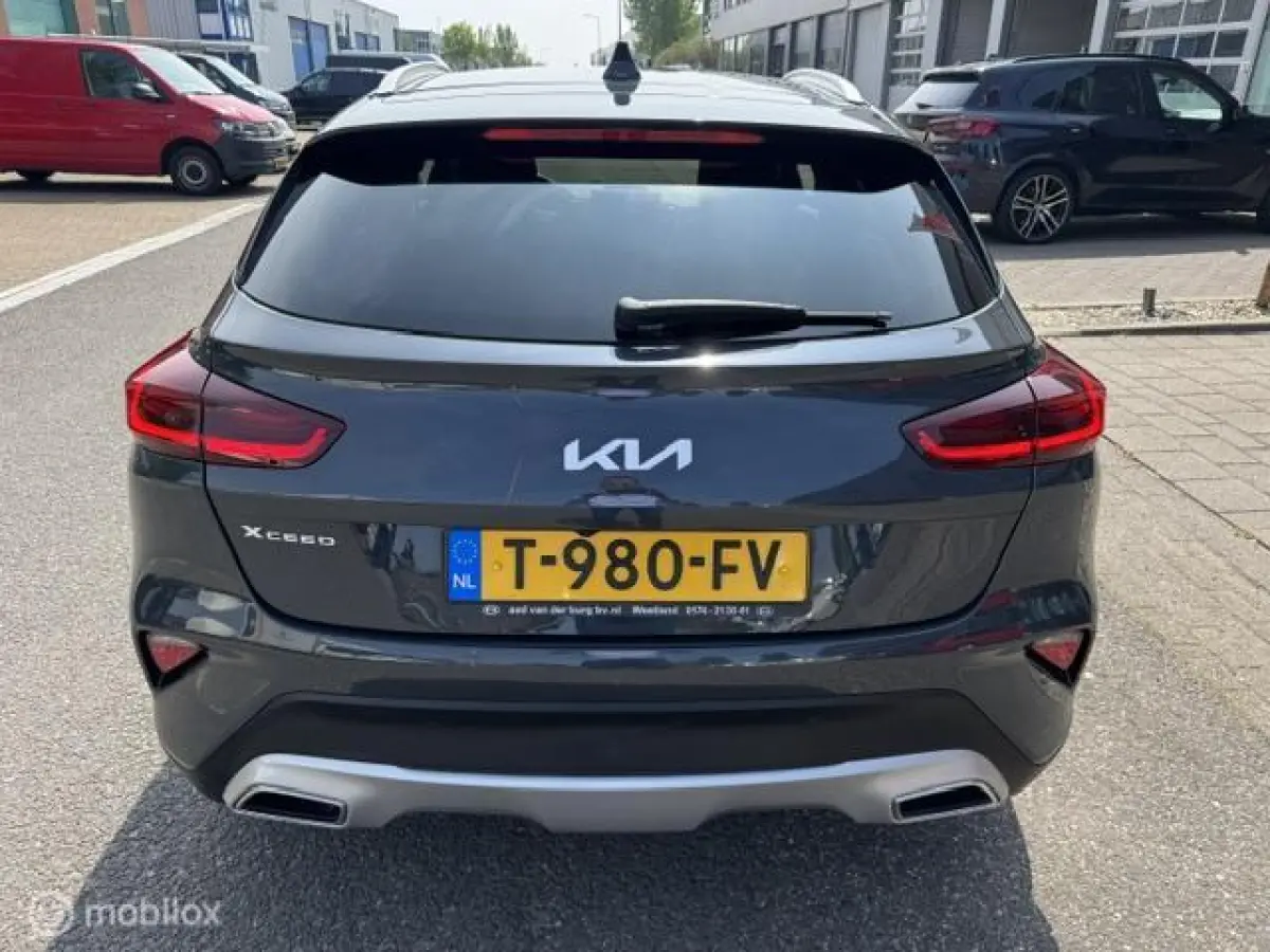 1.6 GDi PHEV DynamicPlusLine Automaat 55 km volledig elect rijden / Hybride , 18 inch velgen , Electr. kofferklep , Lane assist , Dodehoek assistent , lage km stand ,