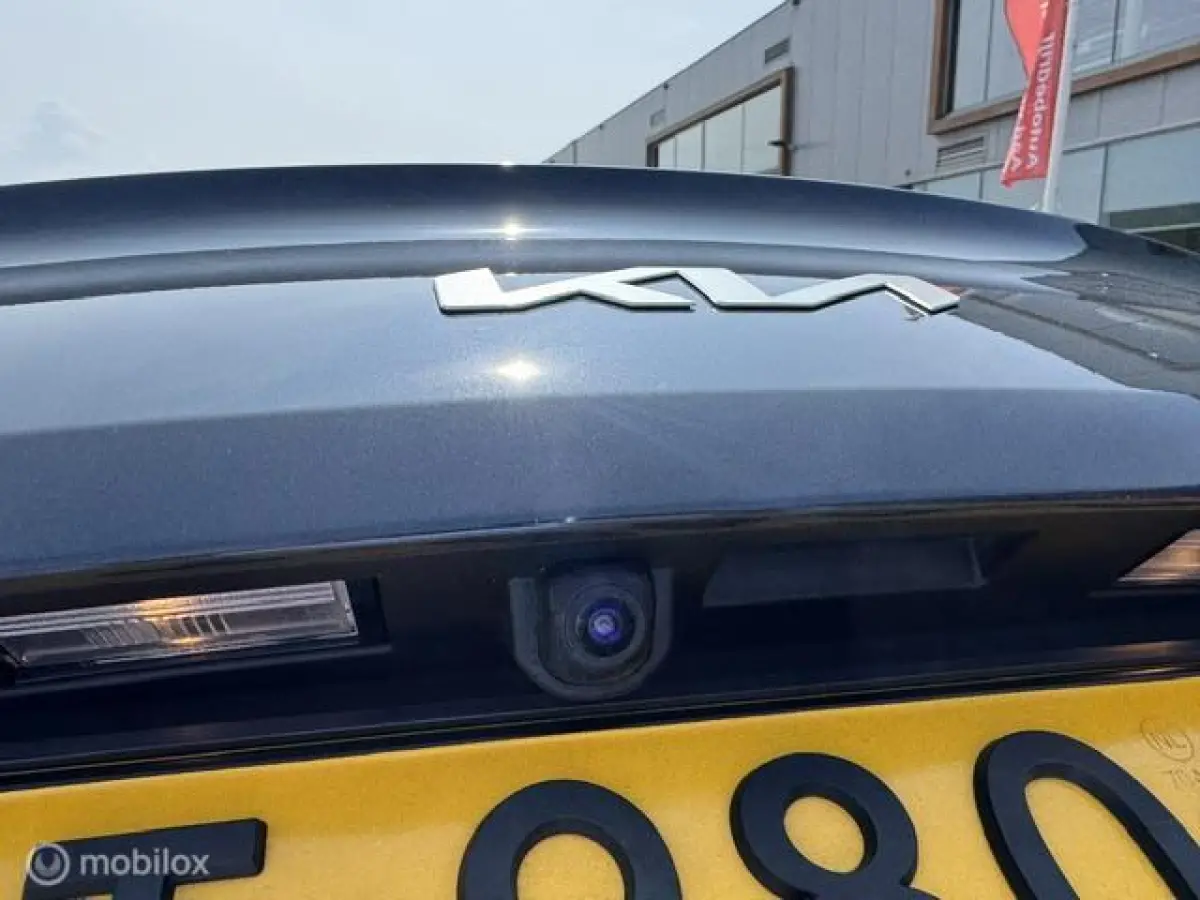 1.6 GDi PHEV DynamicPlusLine Automaat 55 km volledig elect rijden / Hybride , 18 inch velgen , Electr. kofferklep , Lane assist , Dodehoek assistent , lage km stand ,