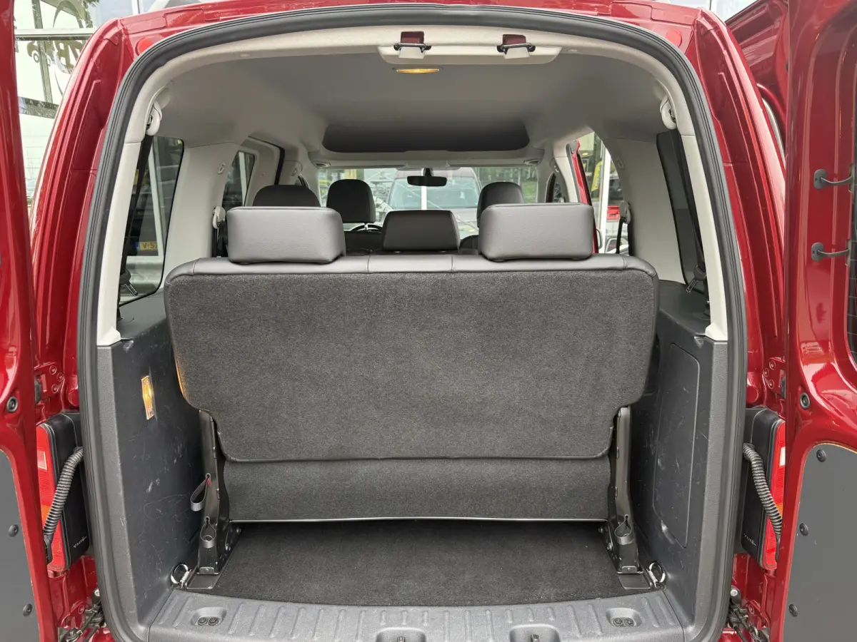 1.4 TSI Highline 7p | Carplay | Navi | Trekhaak | Stoelverw. | Leder