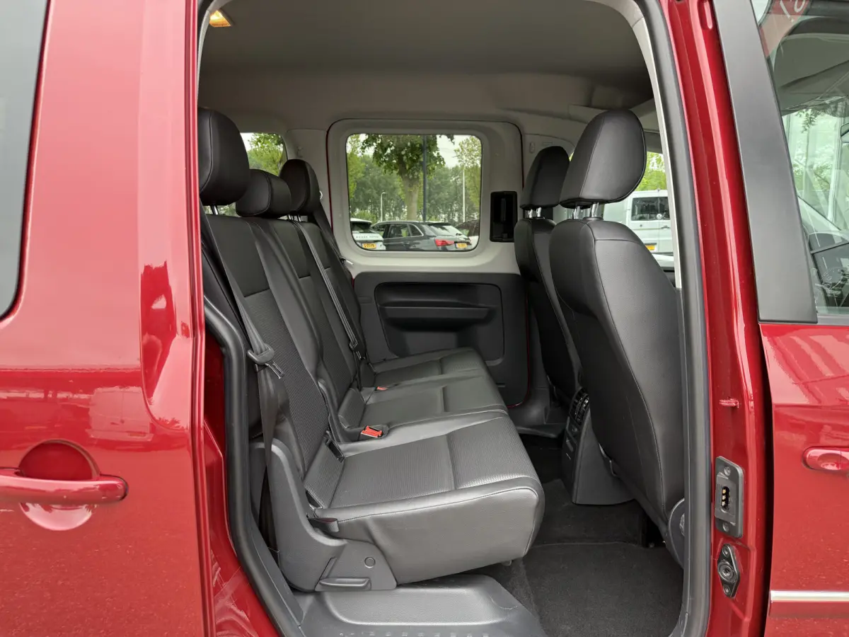 1.4 TSI Highline 7p | Carplay | Navi | Trekhaak | Stoelverw. | Leder