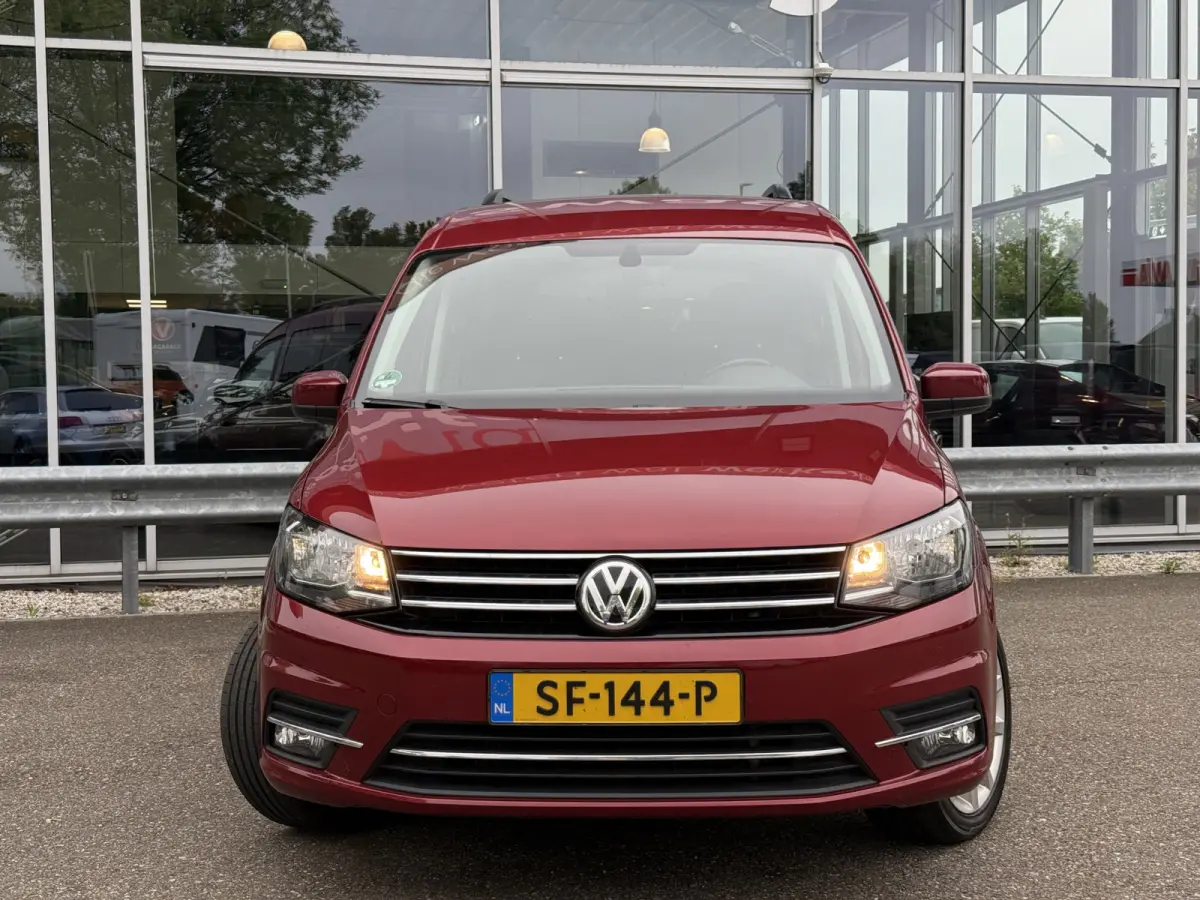 1.4 TSI Highline 7p | Carplay | Navi | Trekhaak | Stoelverw. | Leder