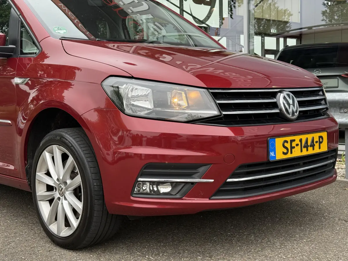 1.4 TSI Highline 7p | Carplay | Navi | Trekhaak | Stoelverw. | Leder