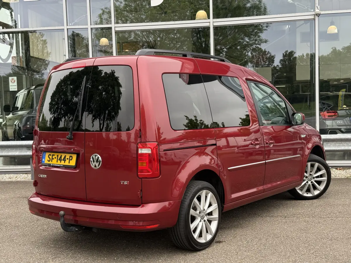 1.4 TSI Highline 7p | Carplay | Navi | Trekhaak | Stoelverw. | Leder