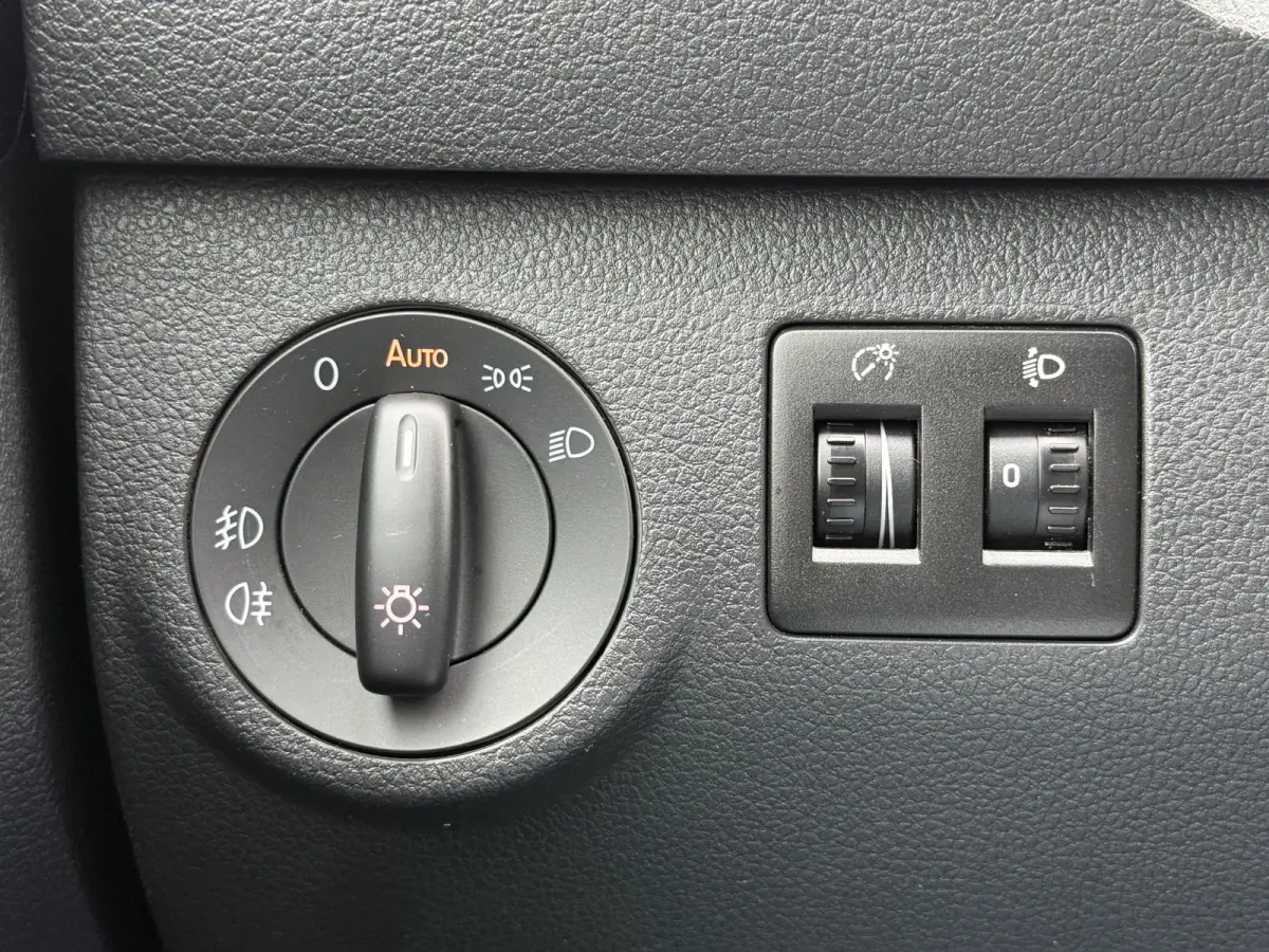 1.4 TSI Highline 7p | Carplay | Navi | Trekhaak | Stoelverw. | Leder