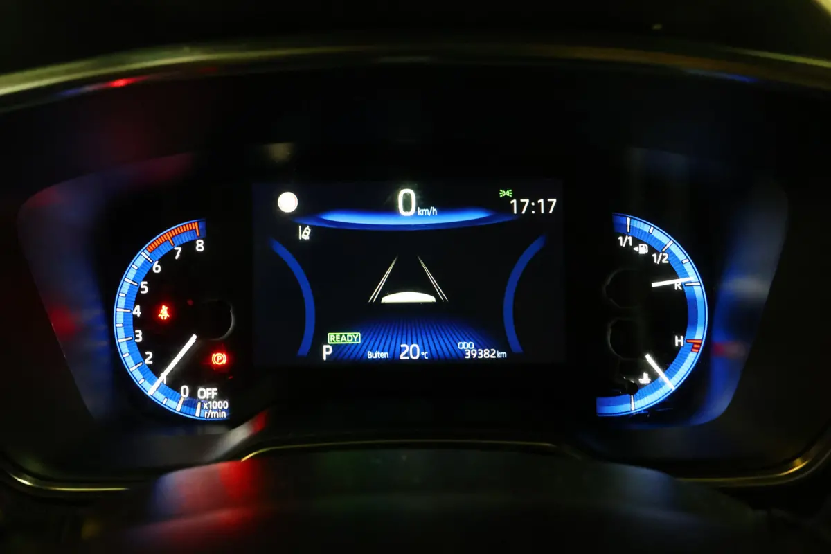2.0 Hybrid Business GR-Sport AVM NAVI CARPLAY CAMERA LANE '22