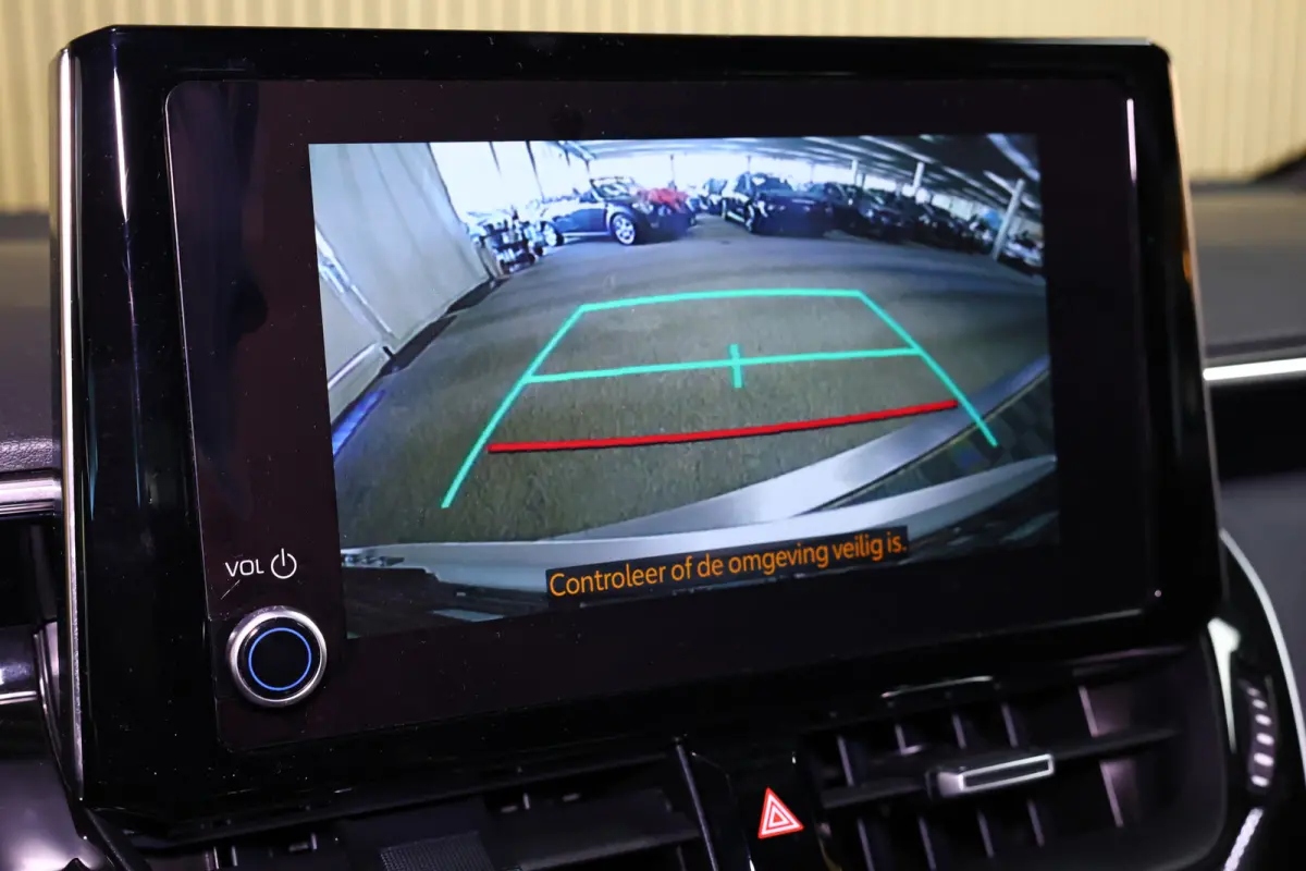 2.0 Hybrid Business GR-Sport AVM NAVI CARPLAY CAMERA LANE '22