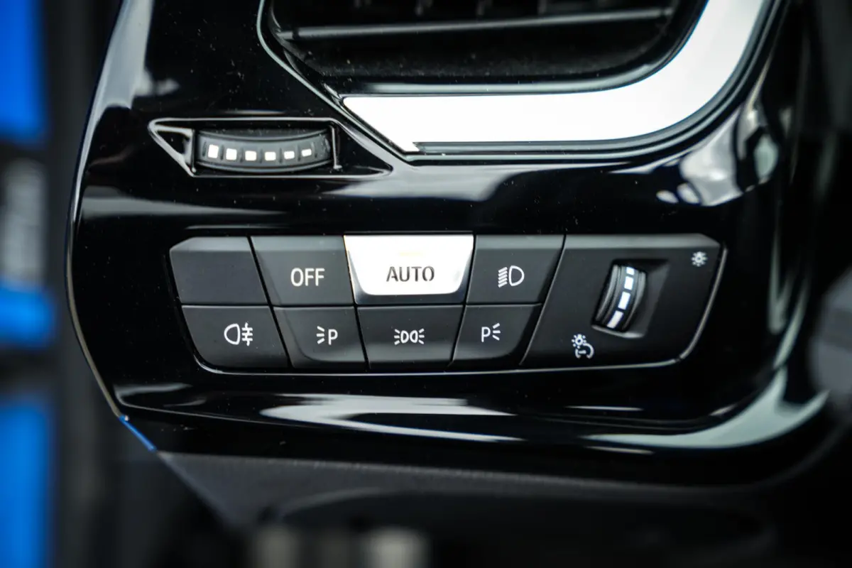 SDrive 20i M-Sport | ACC | CarPlay | HUD | PDC | Metallic | 1e Eig. |