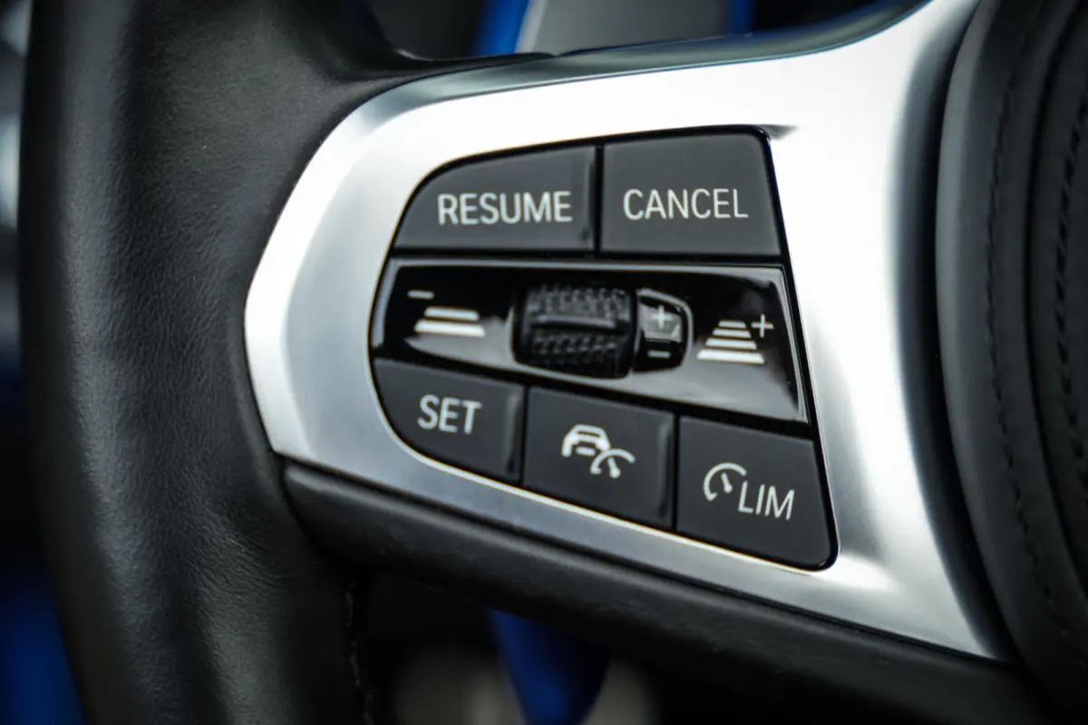SDrive 20i M-Sport | ACC | CarPlay | HUD | PDC | Metallic | 1e Eig. |