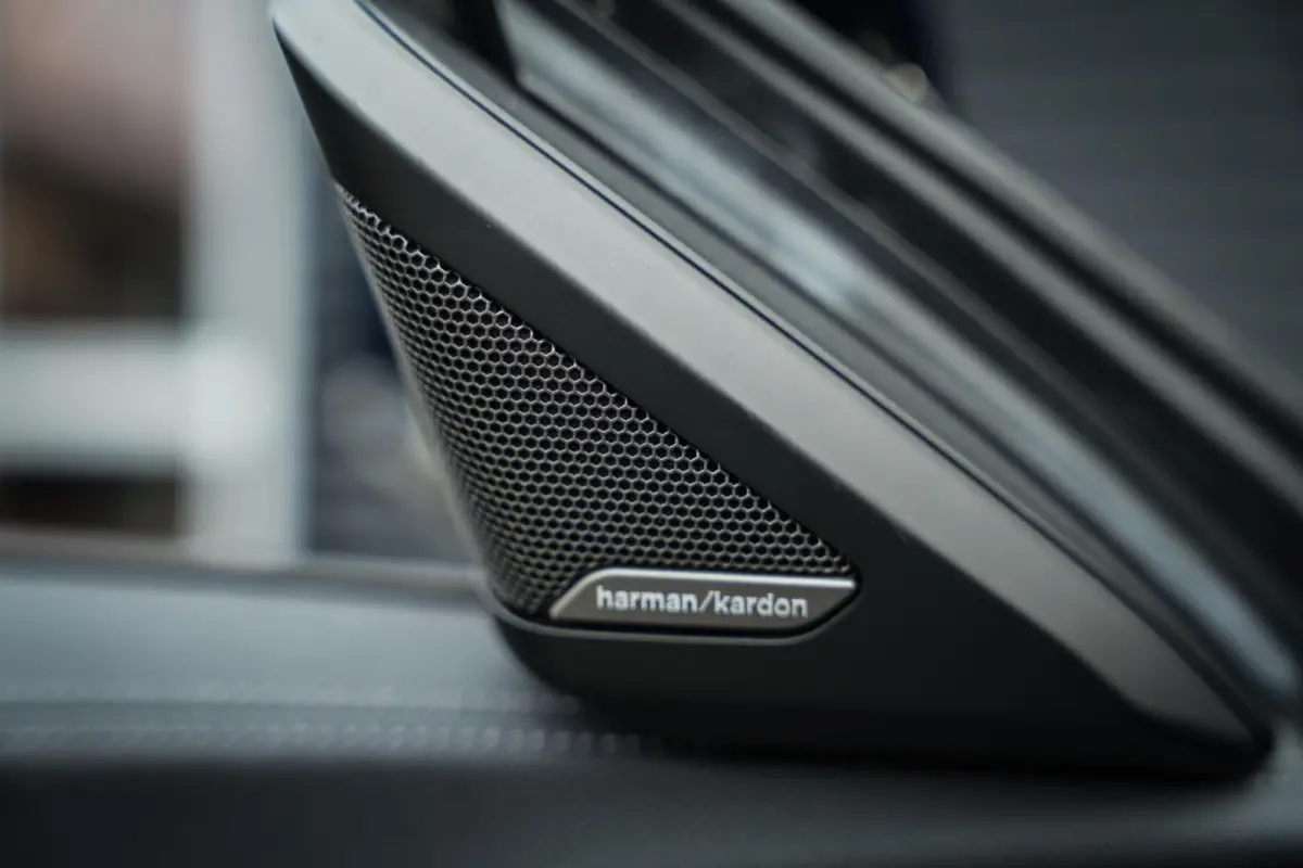 SDrive 20i M-Sport | ACC | CarPlay | HUD | PDC | Metallic | 1e Eig. |