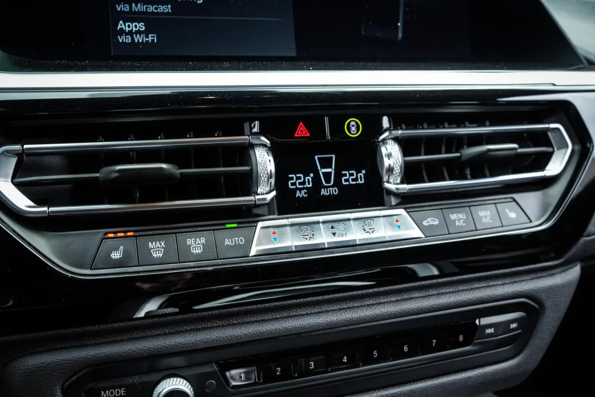 SDrive 20i M-Sport | ACC | CarPlay | HUD | PDC | Metallic | 1e Eig. |