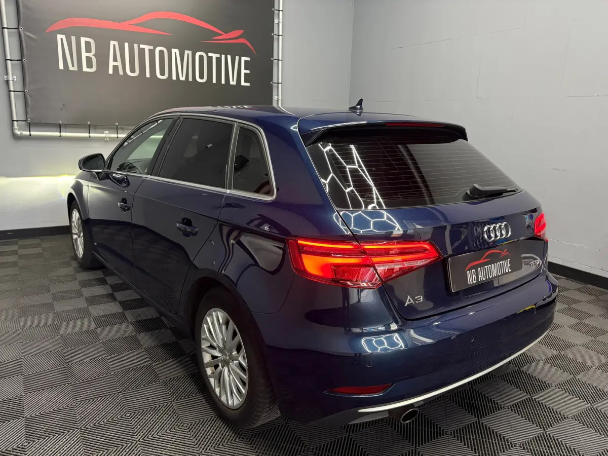 1.0 TFSI Sport Lease Edition