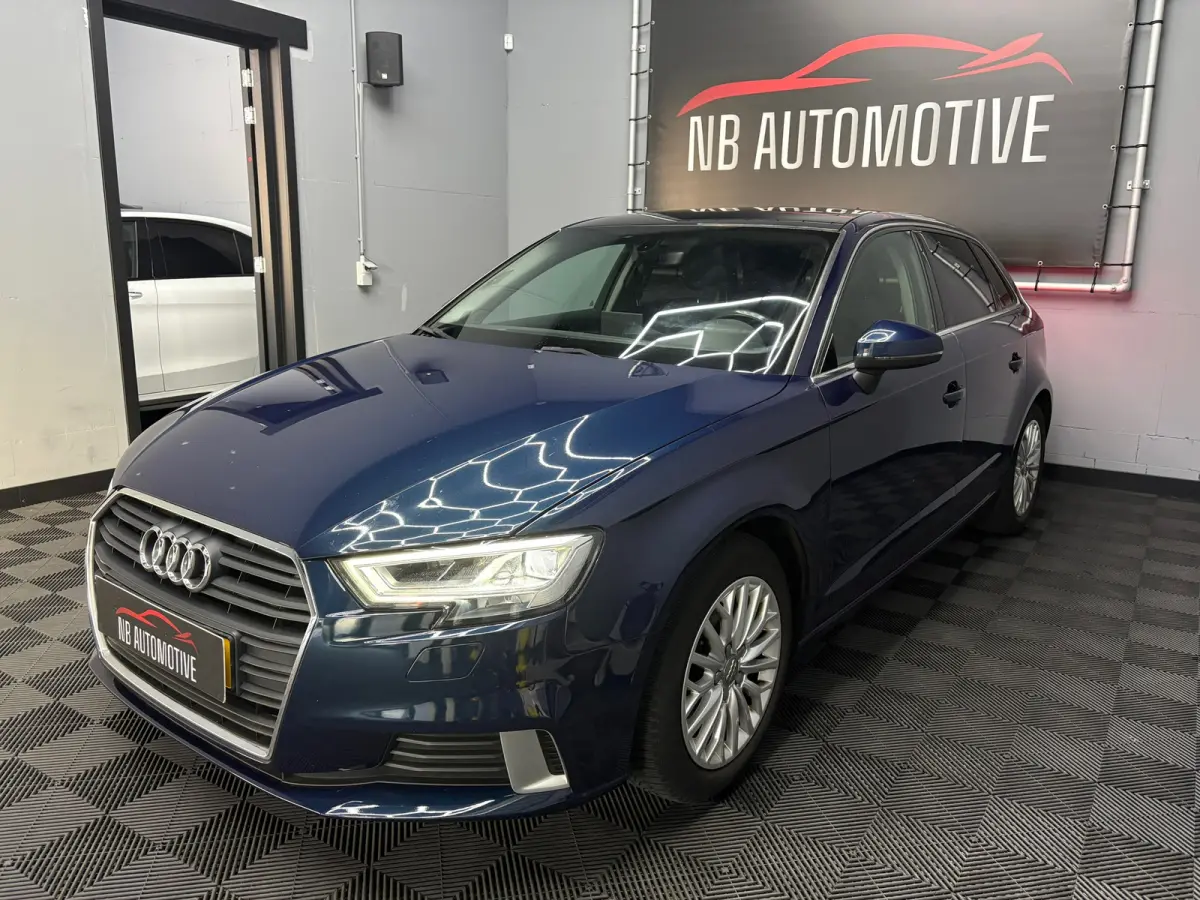 1.0 TFSI Sport Lease Edition