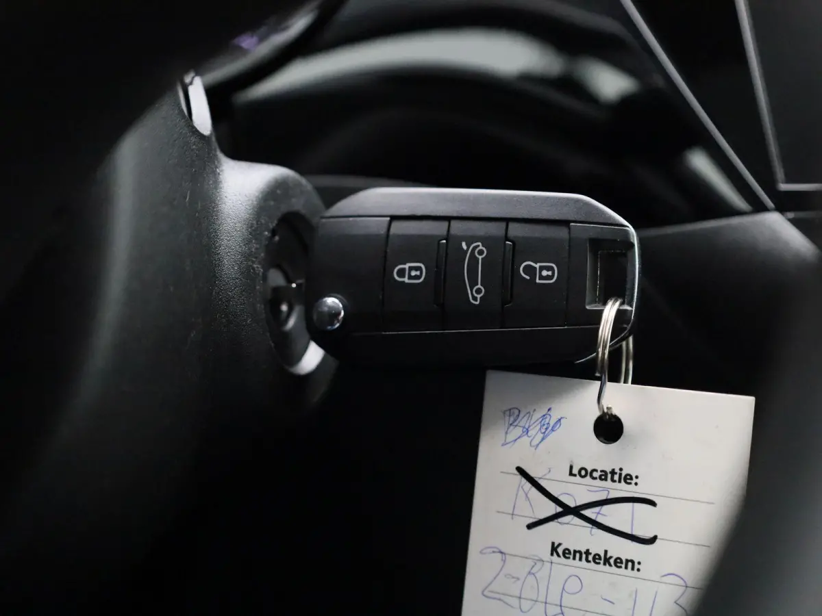 1.2 55kW S/S Edition | NAVIGATIE | ACHTERUITRIJCAMERA | APPLE CARPLAY | BLUETOOTH | AIRCO |