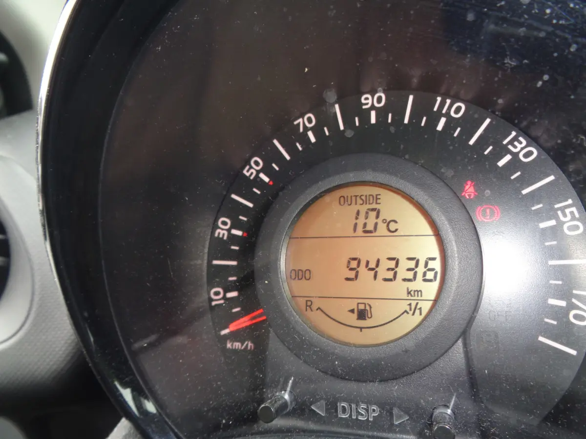 1.0 VVT-i x-fun Airco, Bluetooth