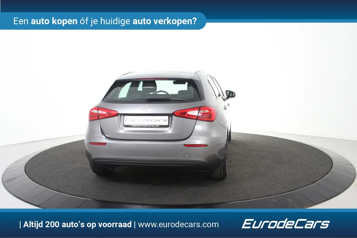 180 *1ste Eigenaar*Widescreen*Navigatie*Stoelverwarming*PDC*