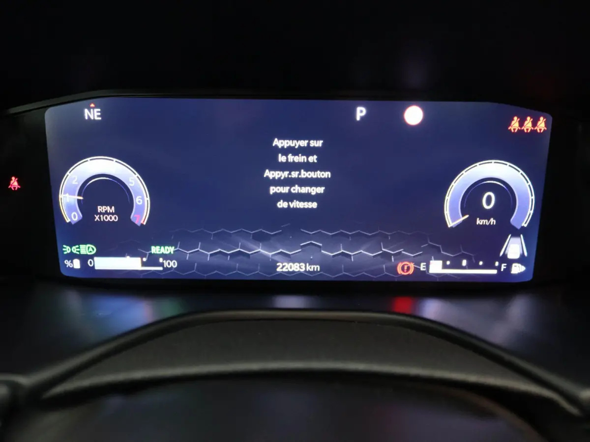 1.5T e-Hybrid Upland | Navigatie | Leder | Camera |