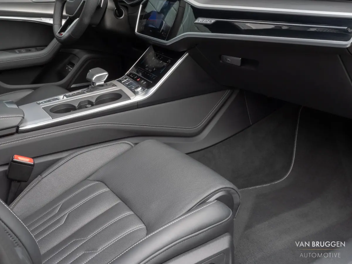 55 TFSI e quattro S-Line Pano 360 Trekhaak Koeling Sfeer Parfum BTW