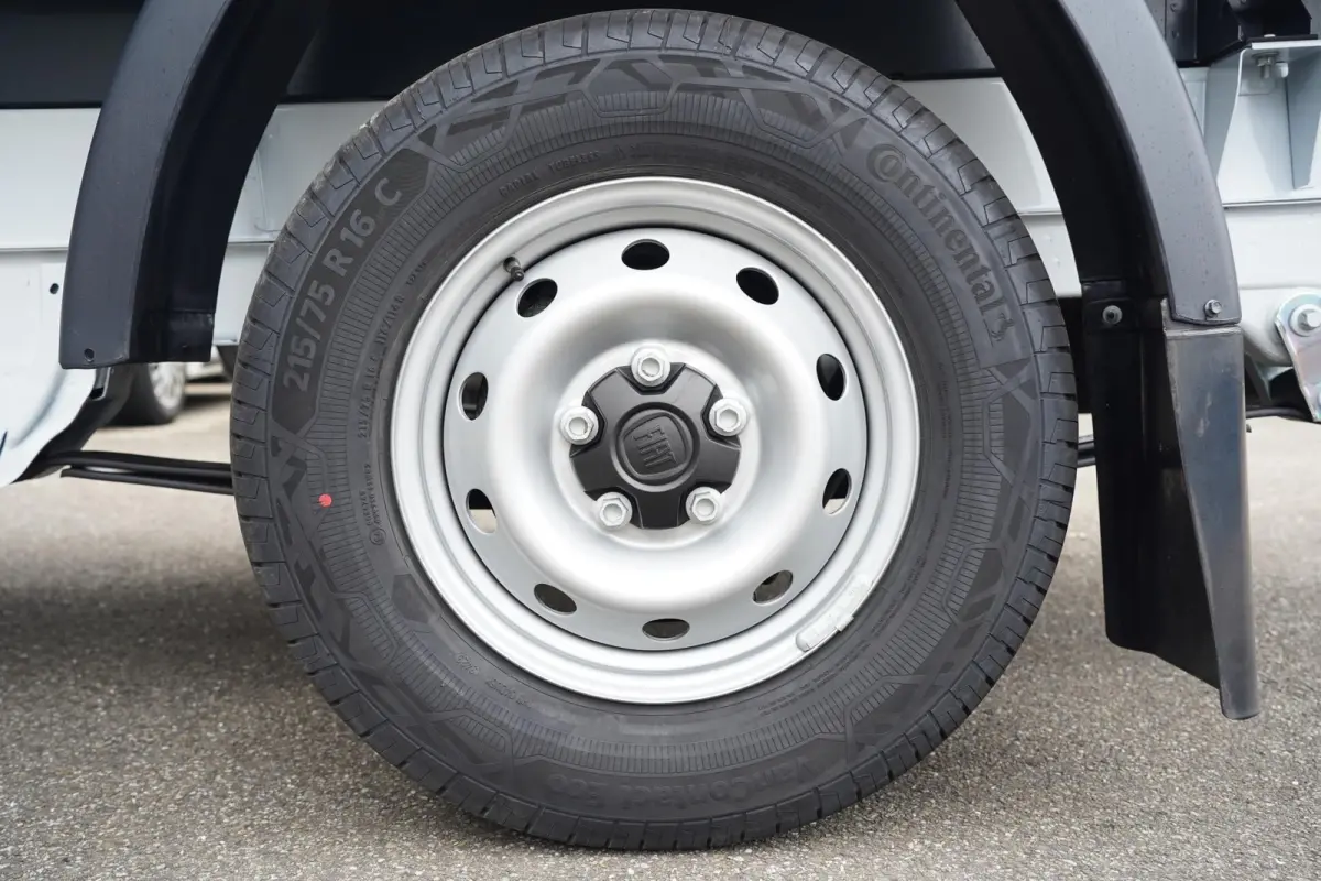2.2 MJet 140 pk L4 Pick Up / Open Laadbak Airco, Cruise Control, 3-Zits, LxBxH 420x202x40 cm Nieuw