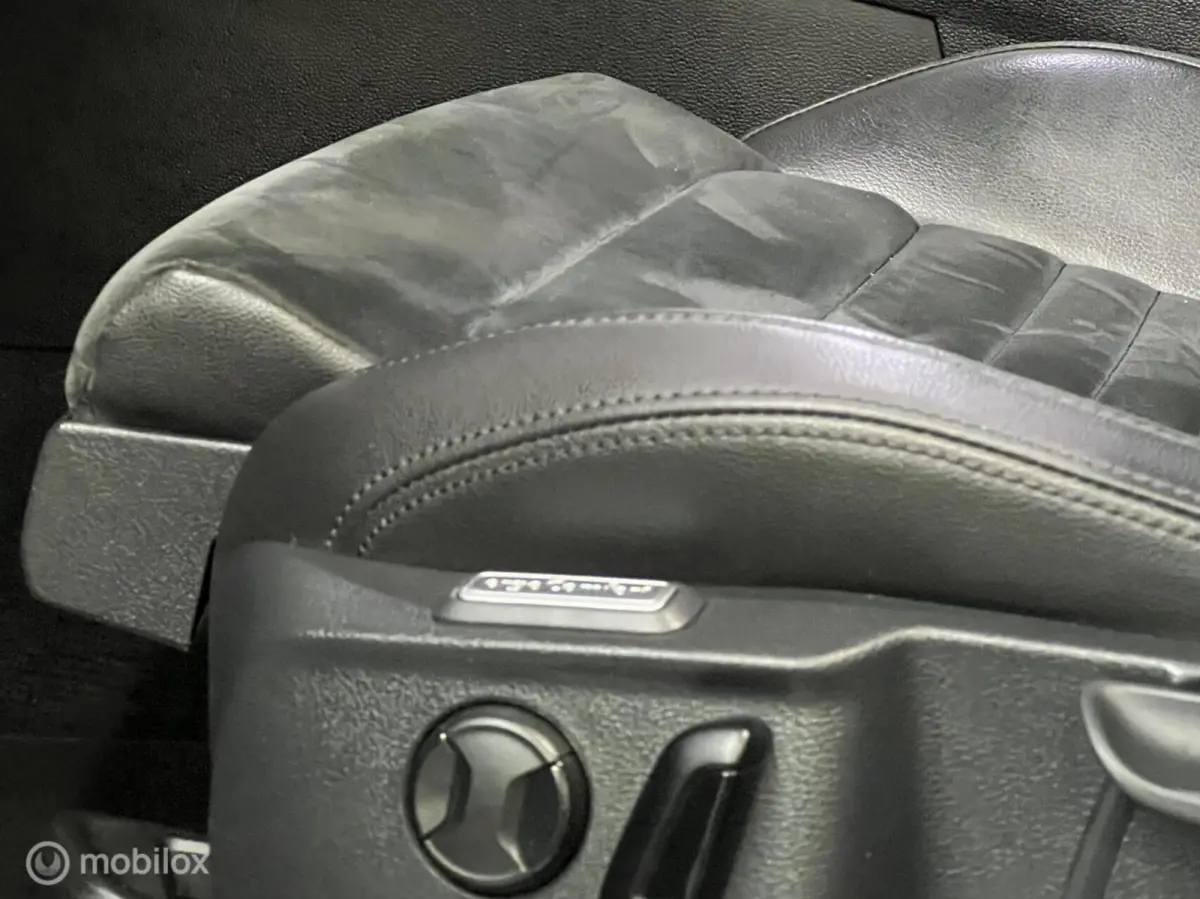 1.6 TDI Conn.Series Plus [ NAP pano LED ]