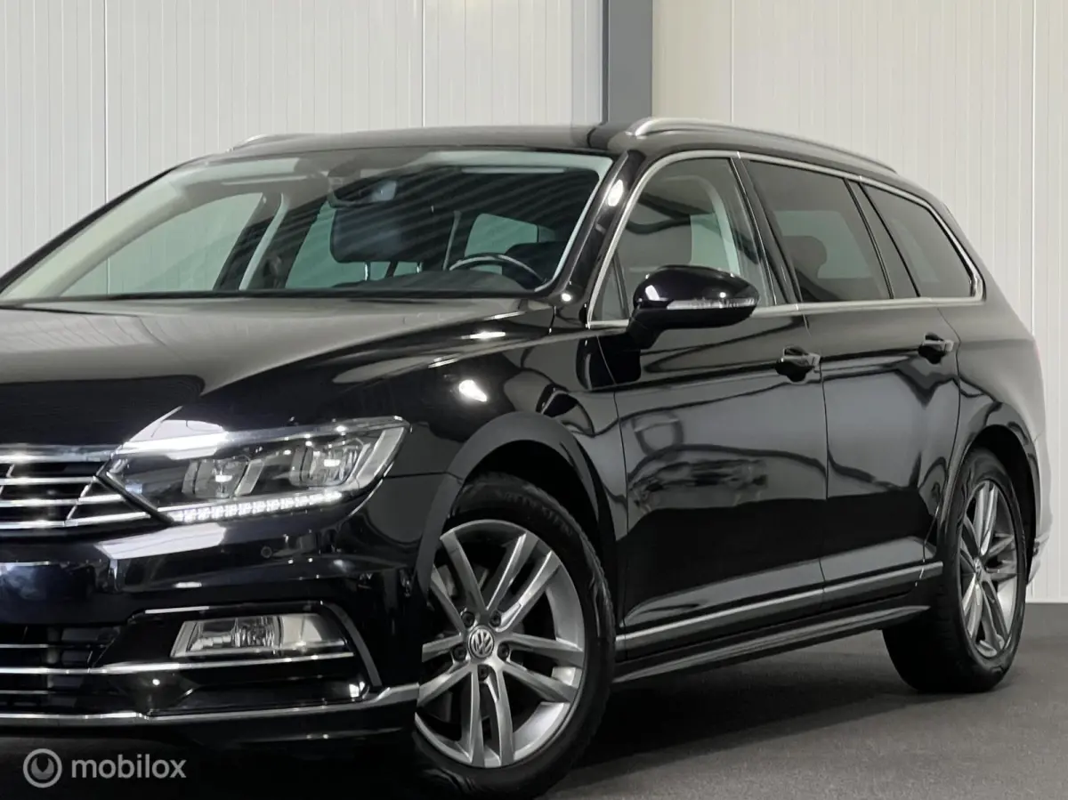 1.6 TDI Conn.Series Plus [ NAP pano LED ]