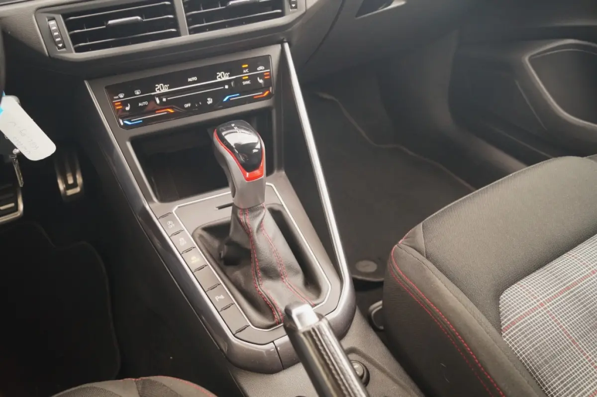 2.0 TSI DSG GTI -NAVI-ACC-IQ.LIGHT-ECC-PDC-CAM-