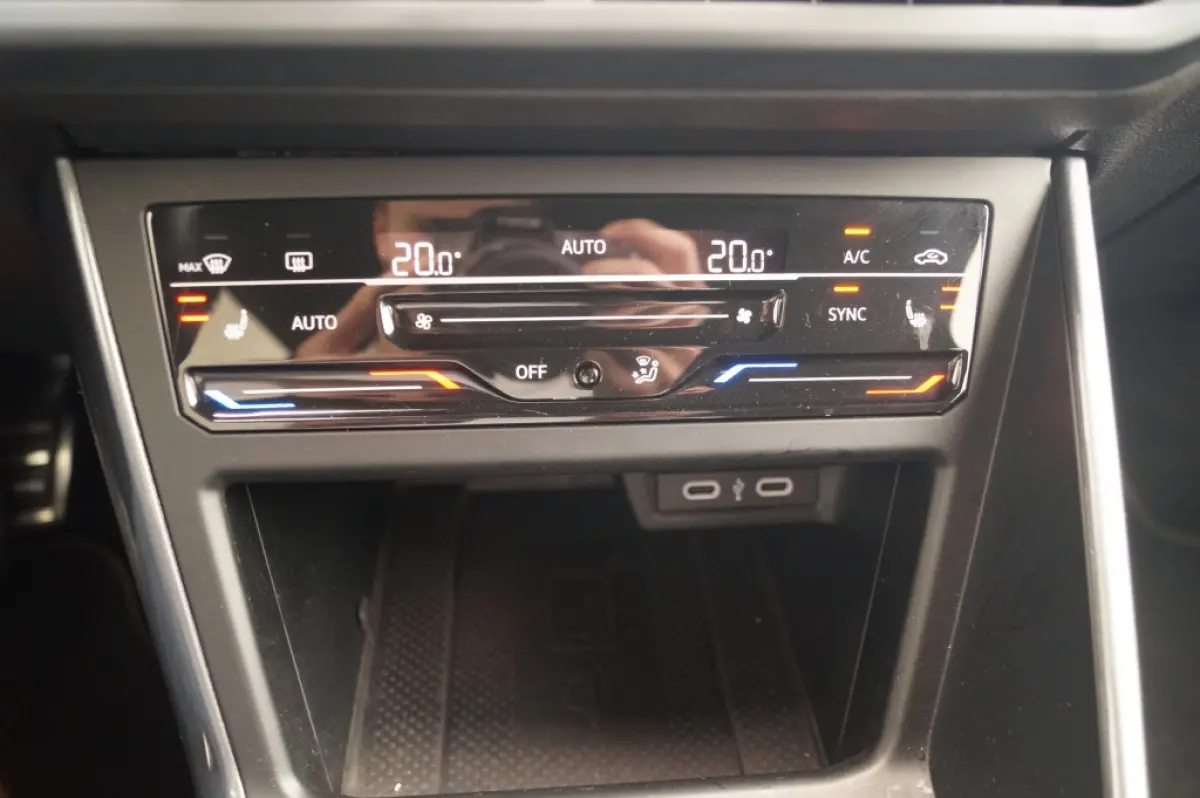 2.0 TSI DSG GTI -NAVI-ACC-IQ.LIGHT-ECC-PDC-CAM-