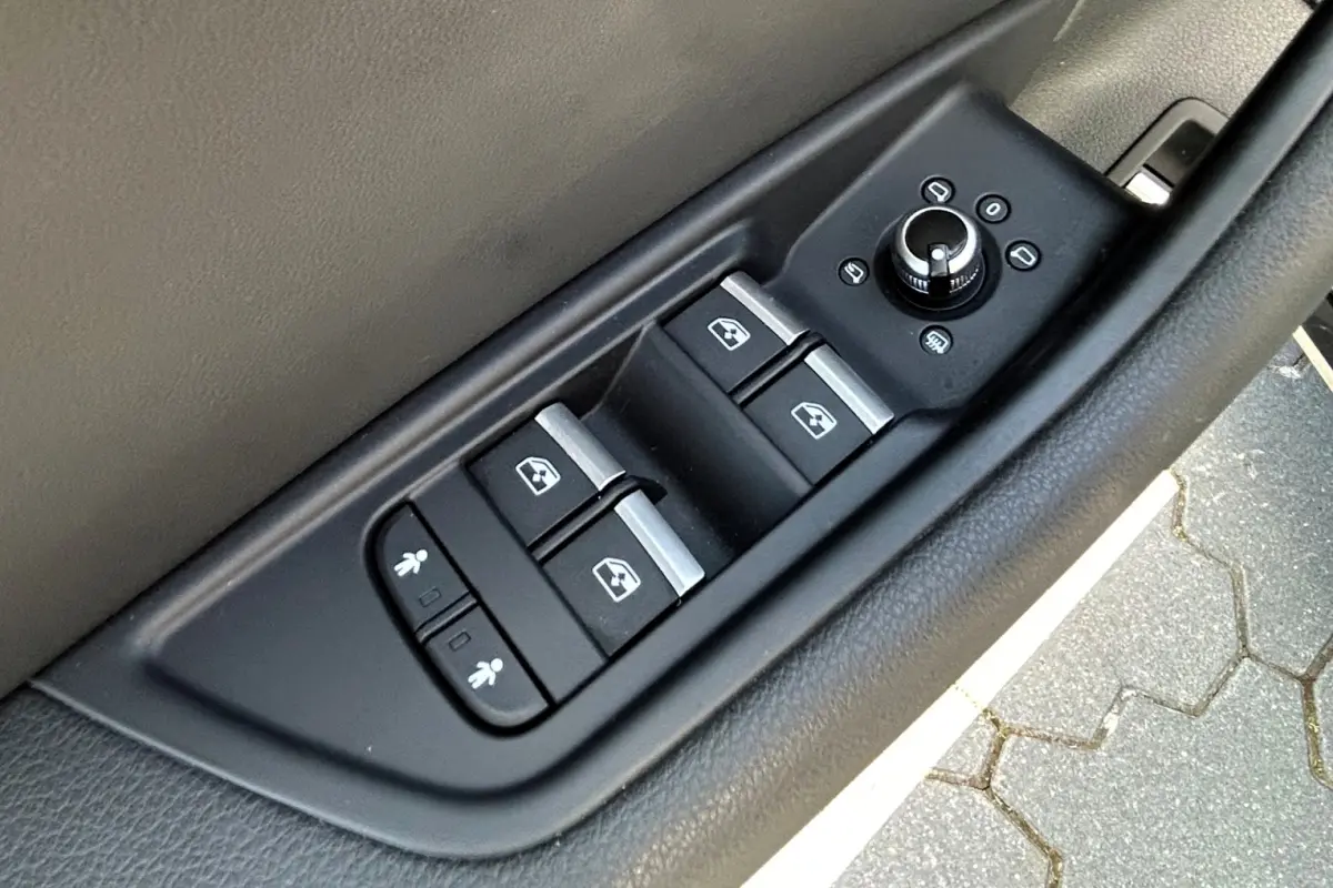 1.4 TFSI 150pk S-Line SCHUIFDAK 25525KM! NL-auto!