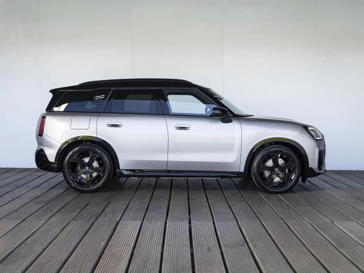 E | John Cooper Works | M pakket