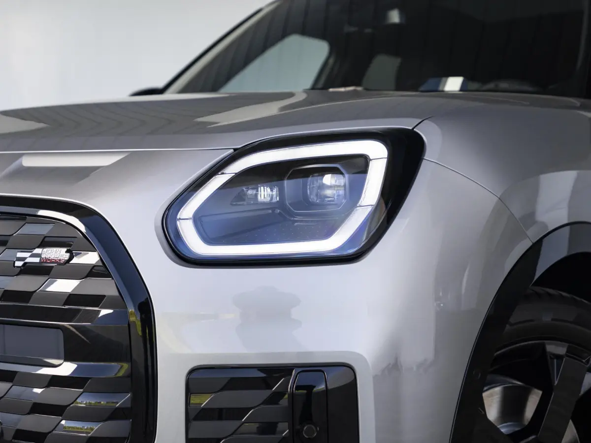 E | John Cooper Works | M pakket