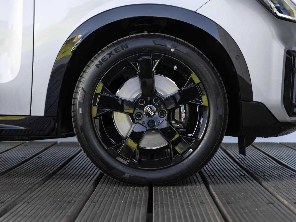 E | John Cooper Works | M pakket