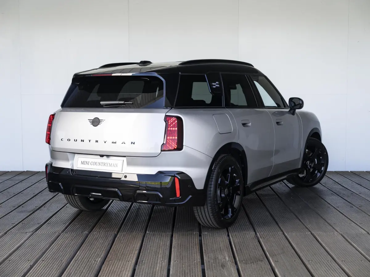 E | John Cooper Works | M pakket