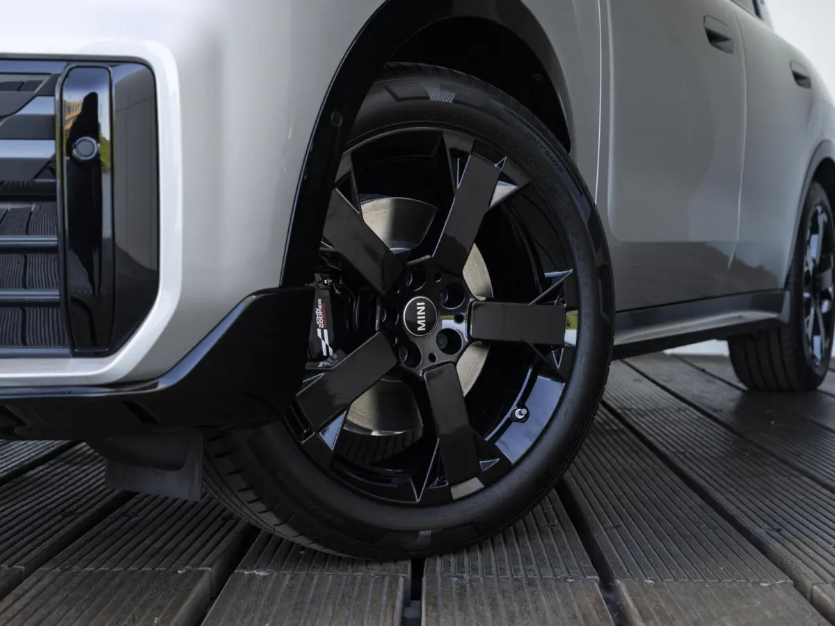 E | John Cooper Works | M pakket