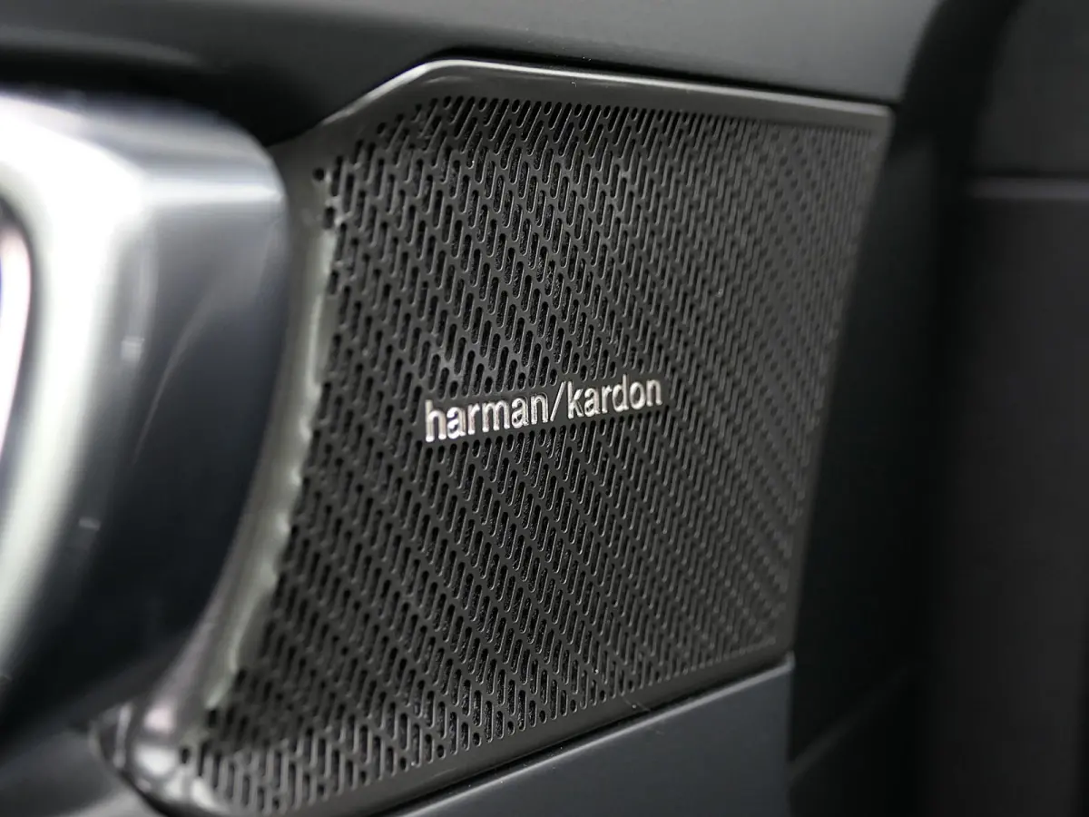 2.0 B4 AWD Ultimate Dark | Panoramadak | 360°-camera | Harman/Kardon | Memory | Apple/Android Carplay | Google | 20-inch | Leder-/Alcantara | Draadloze telefoonlader