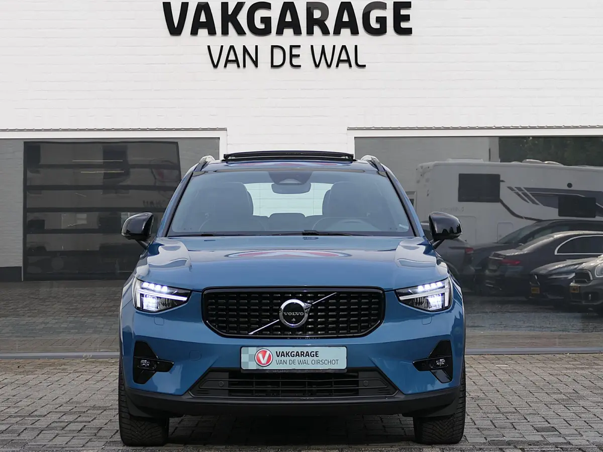 2.0 B4 AWD Ultimate Dark | Panoramadak | 360°-camera | Harman/Kardon | Memory | Apple/Android Carplay | Google | 20-inch | Leder-/Alcantara | Draadloze telefoonlader